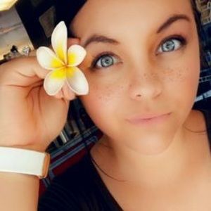 Meet your Posher, Alisha